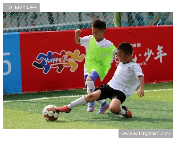 超级巨星！闪耀足球少年的魅力旋风